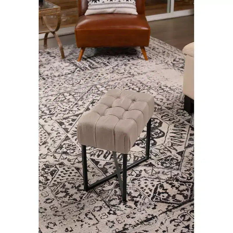 Poggiapiedi/sgabello pouf rettangolare trapuntato beige con gambe nere